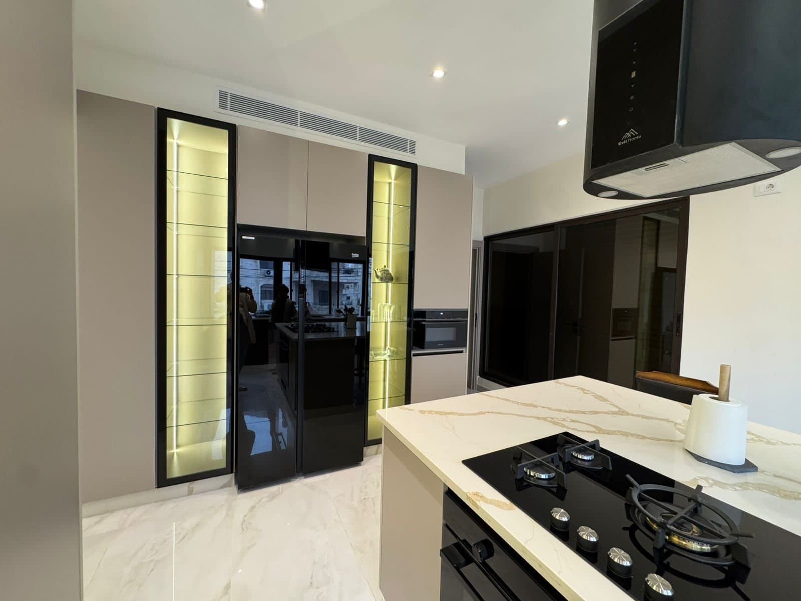 Residence 101 — kitchen 3