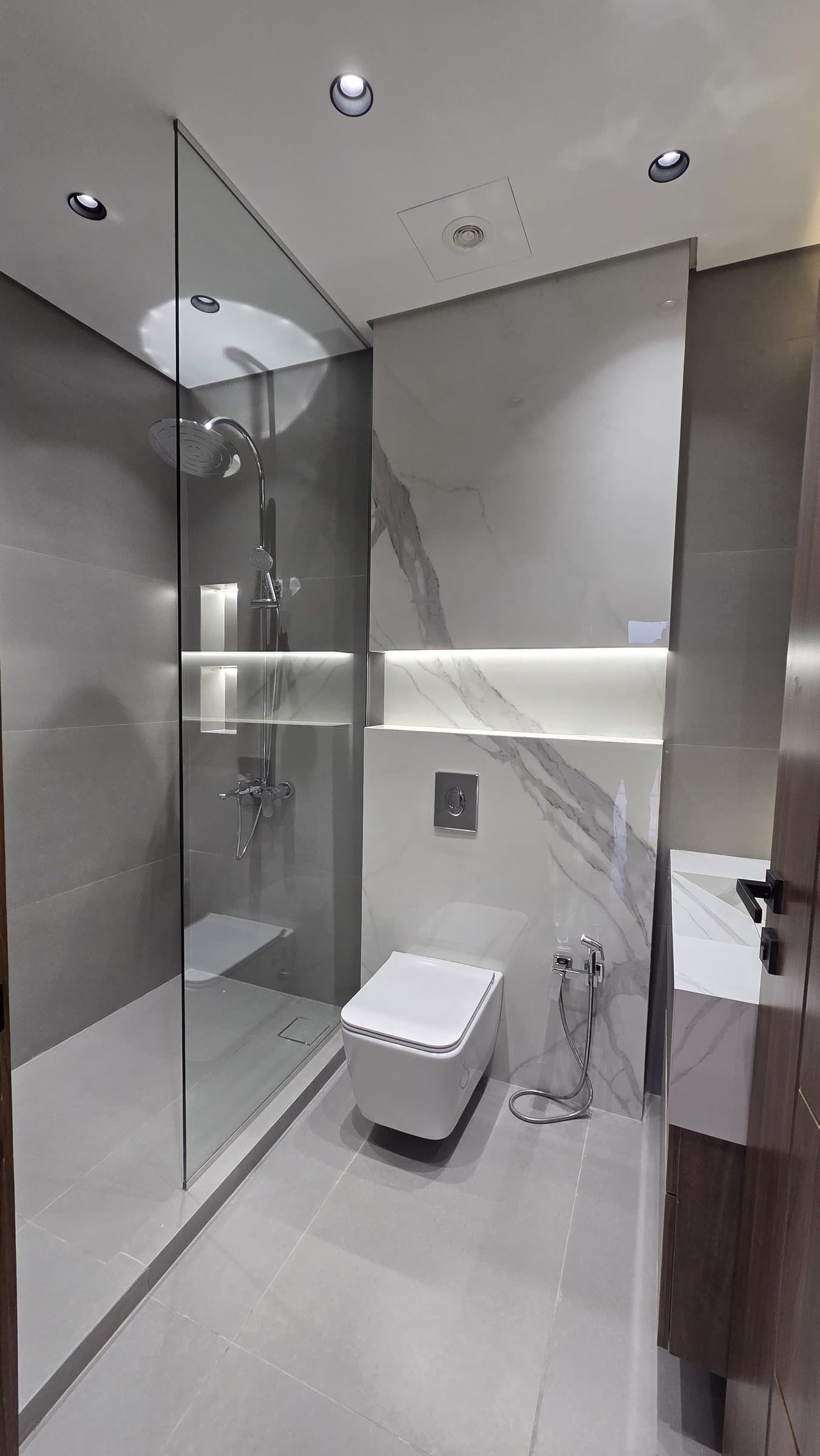 Residence 302 — Bathroom