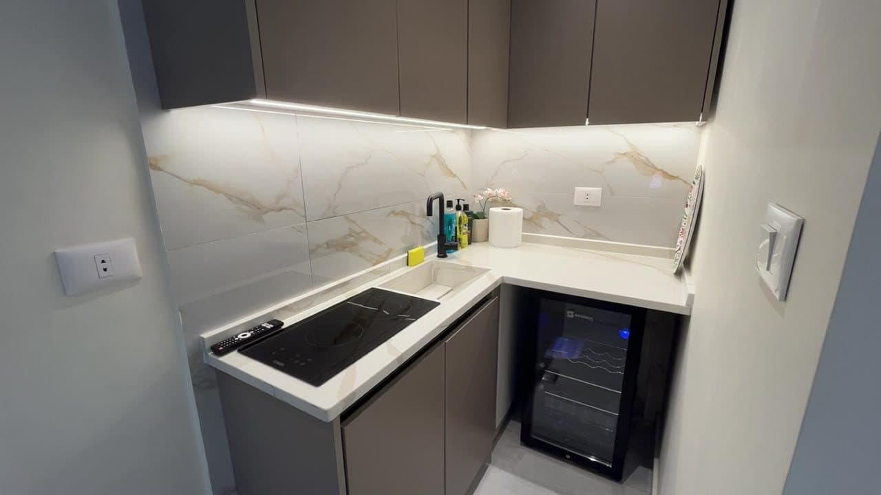 Residence 303 — Kitchen