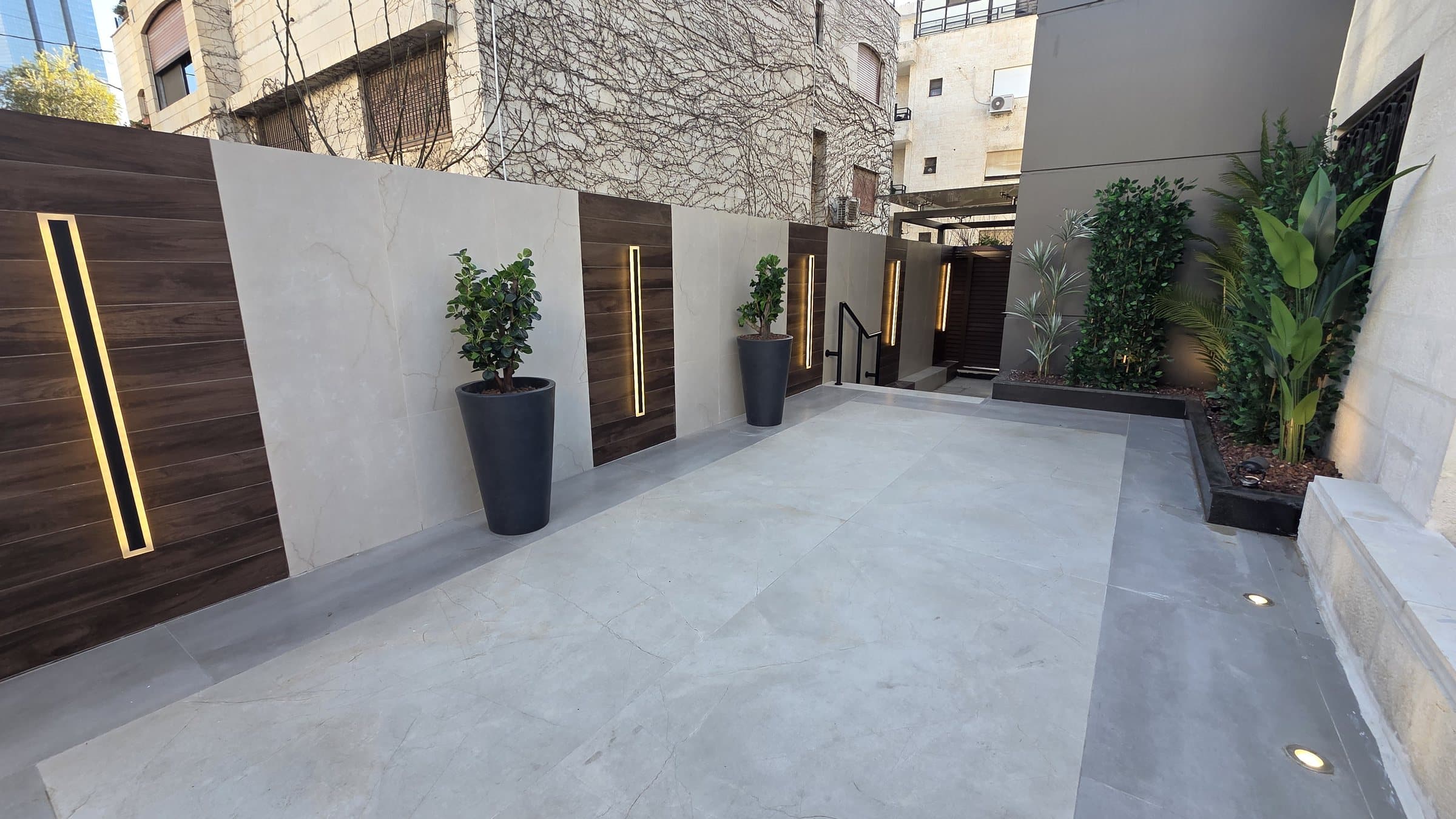 SHIHAB Elite Residences — Entrance View 2